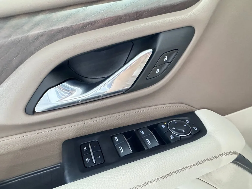 2024 GMC Yukon Denali - Photo 24