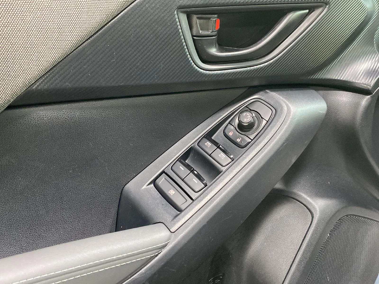 Used 2024 Offshore Blue Metallic Subaru Premium image 22