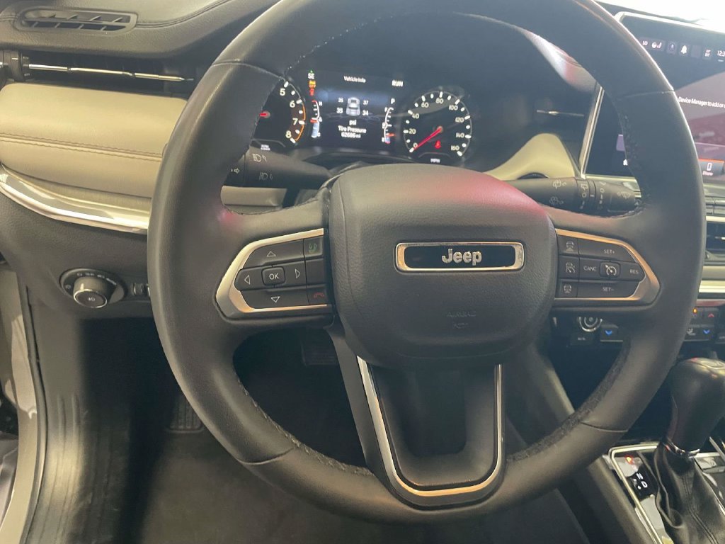 Used 2024 Gray Jeep Limited image 16