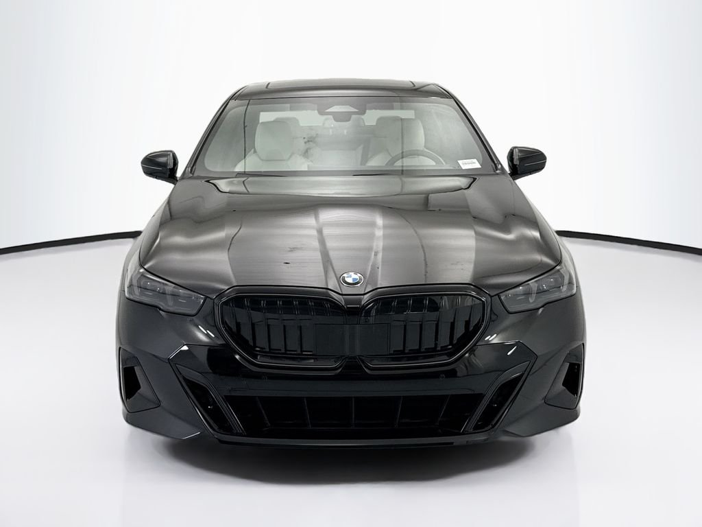 Used 2027 Black Sapphire Metallic BMW 530i image 3