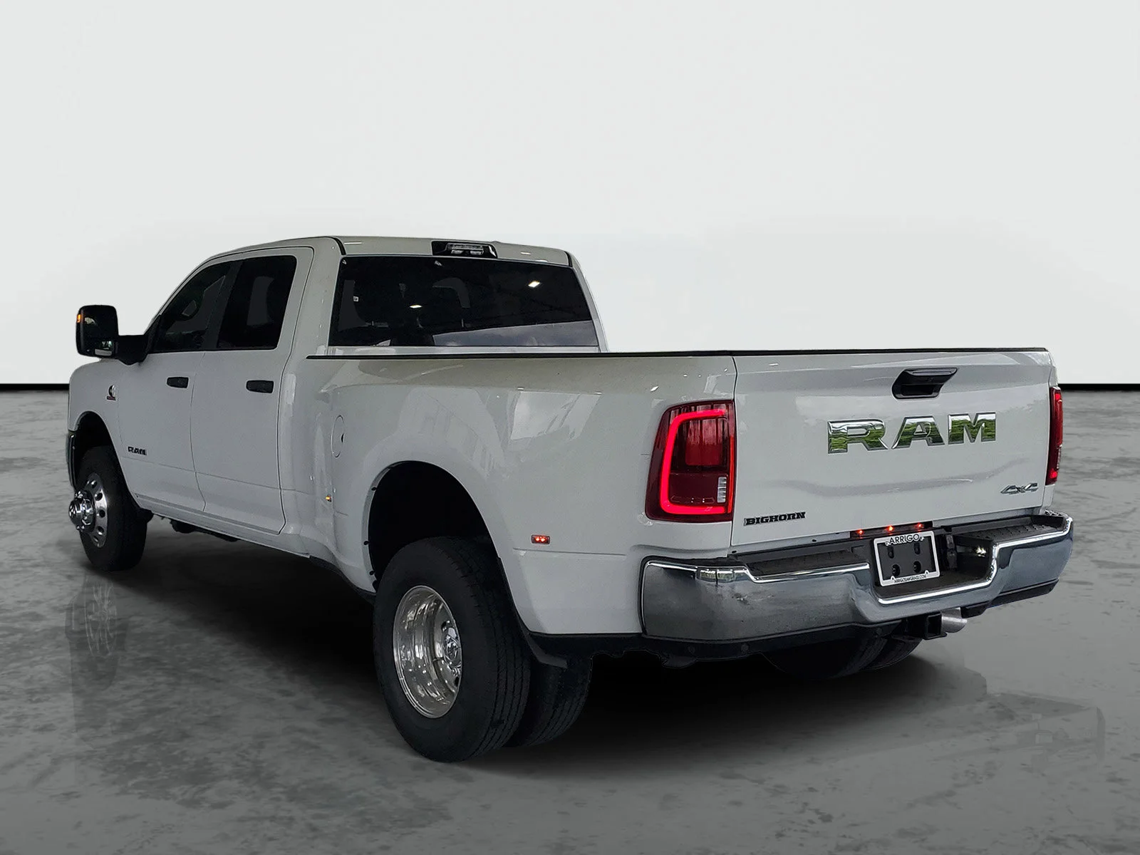 New 2026 Bright White Clear-Coat Exterior Paint RAM Big Horn image 2