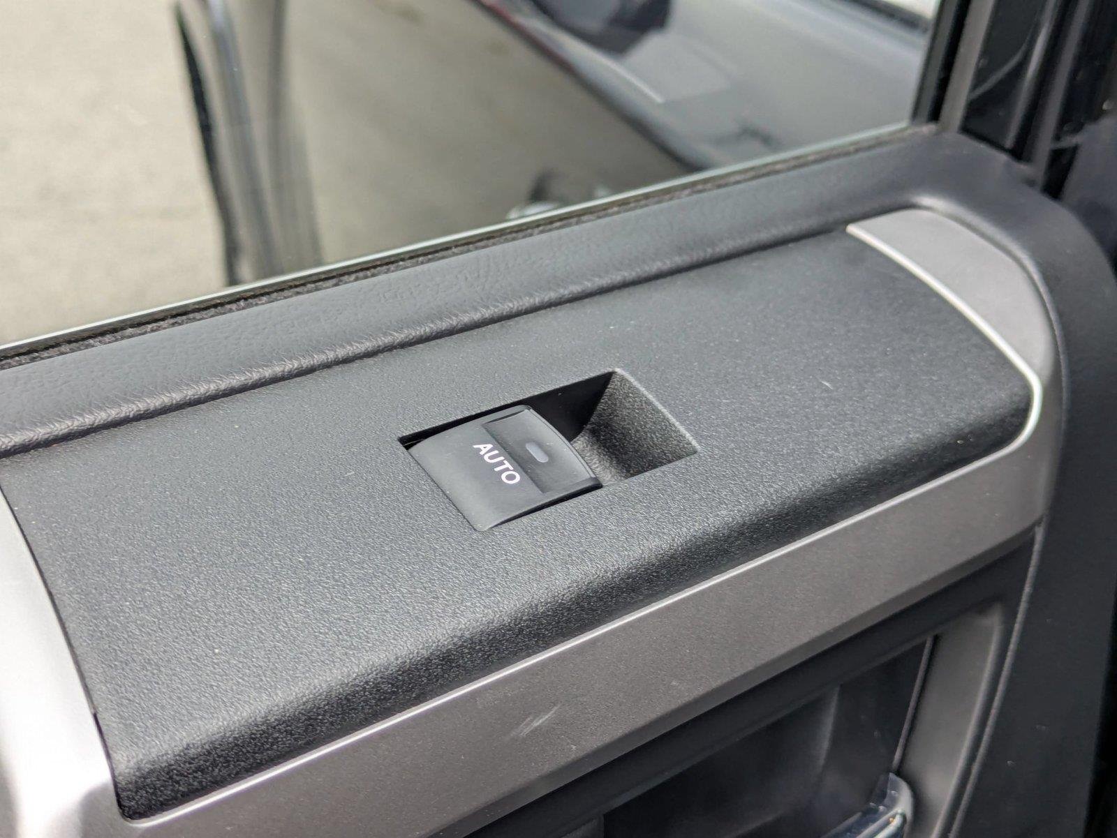 Used 2019 Midnight Black Metallic Toyota Limited image 23