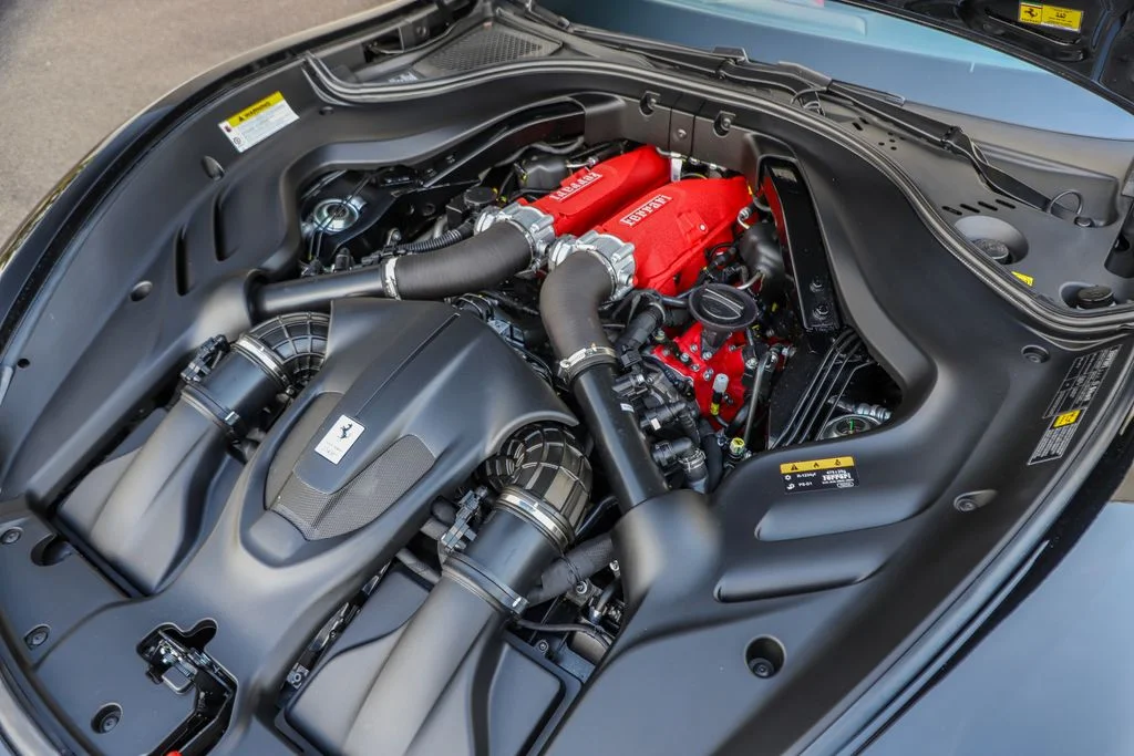 Used 2025 Nero Ferrari Spider image 43
