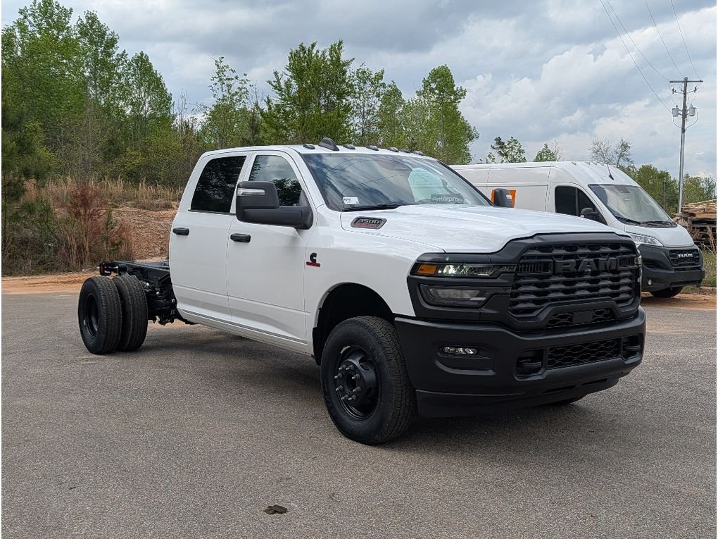 New 2026 Bright White Clear-Coat Exterior Paint RAM Tradesman image 7