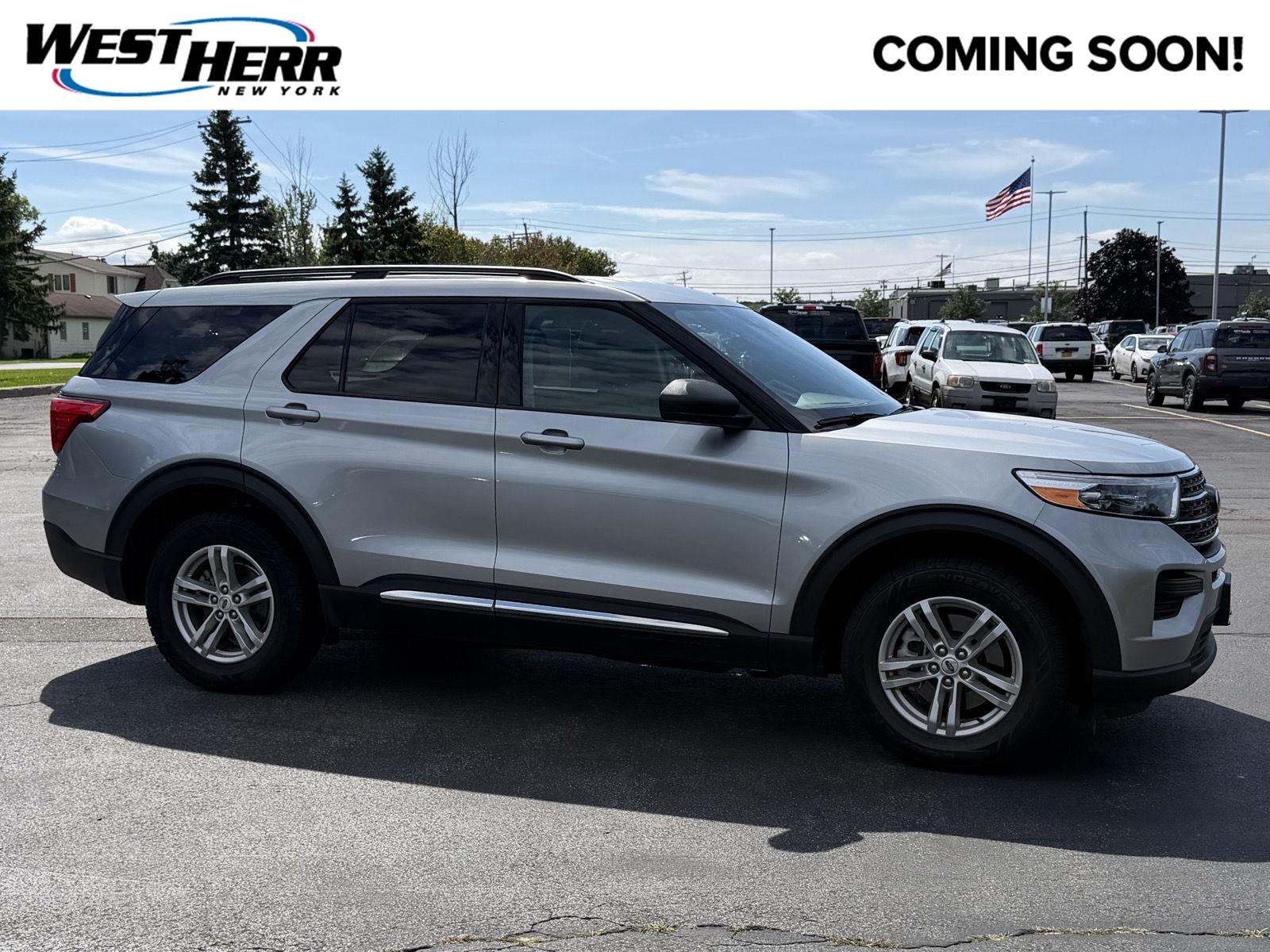 Used 2024 Iconic Silver Ford XLT image 1