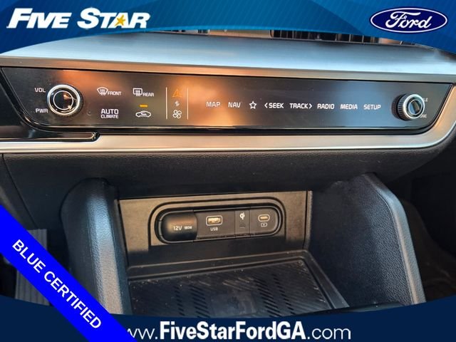 Used 2025 Ebony Black Kia EX image 21