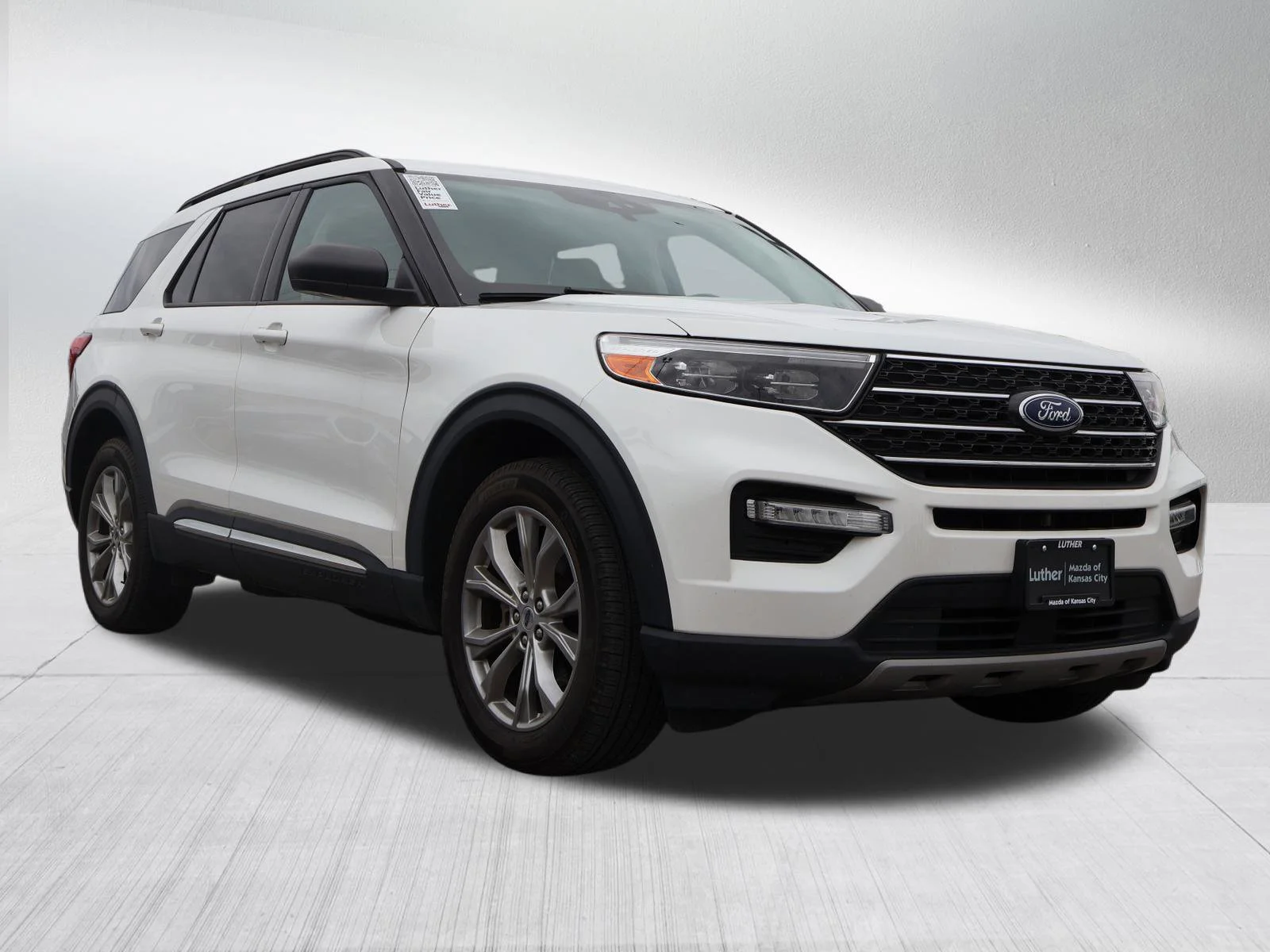 2023 Ford Explorer XLT 4WD's photo