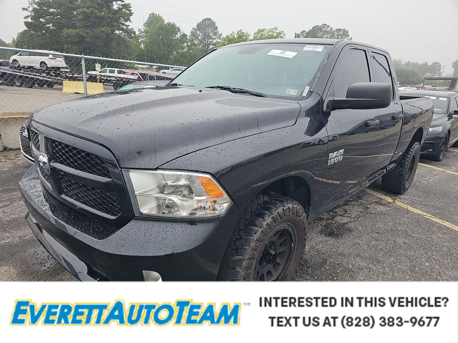 2017 RAM 1500 Express 4x4 Quad Cab 6'4's photo