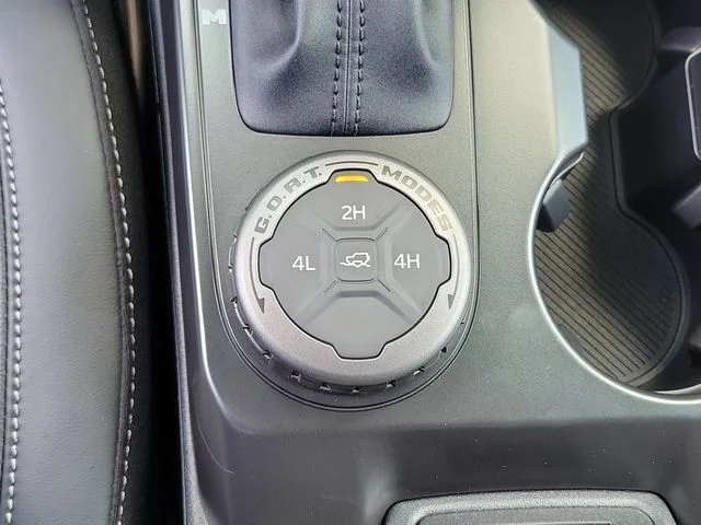 New 2026 Avalanche Gray Ford Outer Banks® image 27