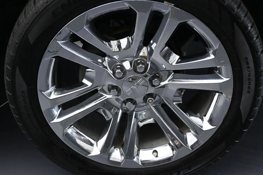 Used 2019 Crimson Red Tintcoat GMC SLT image 51