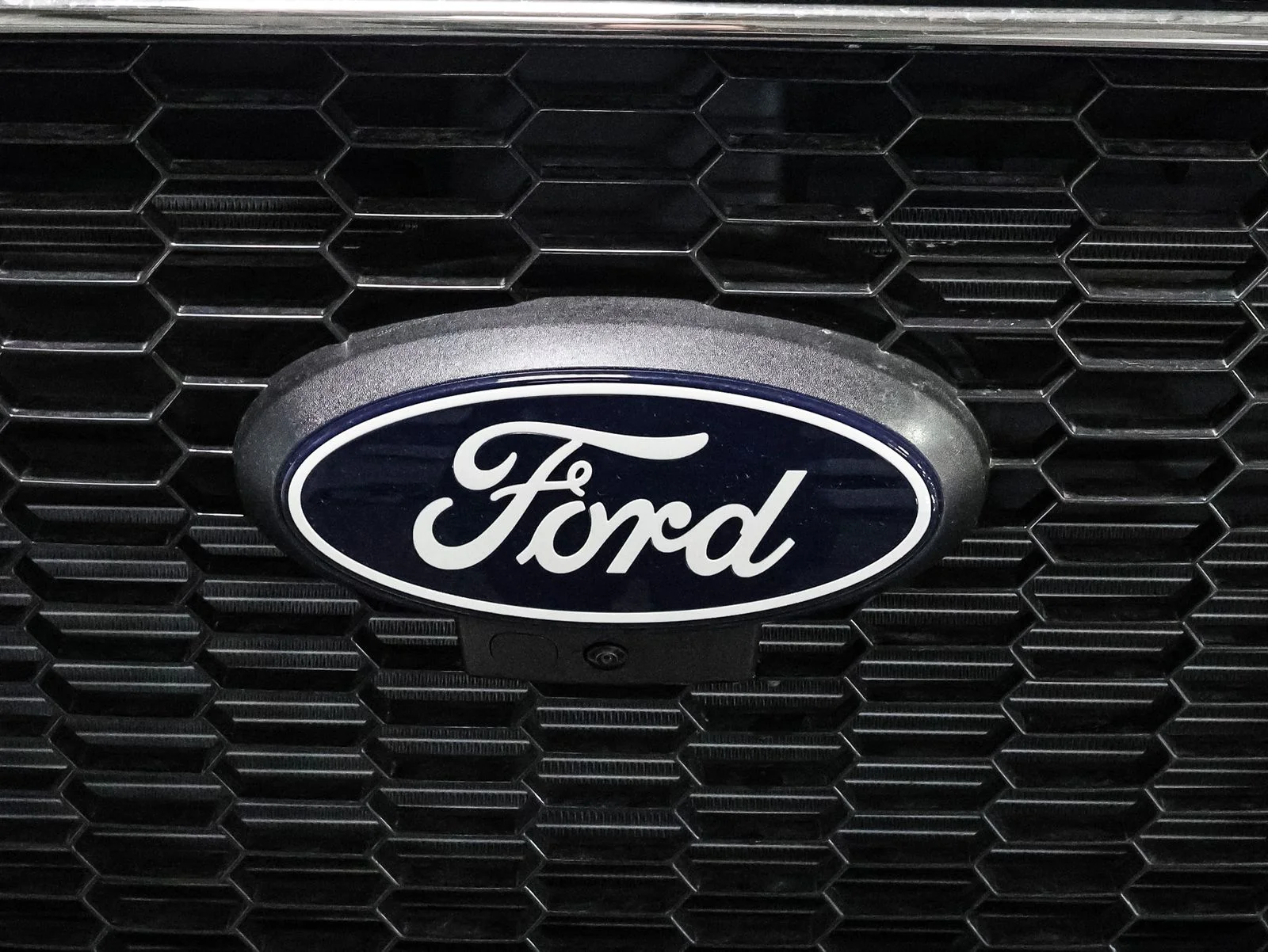 New 2026 Ingot Silver Metallic Ford Cargo Van image 13