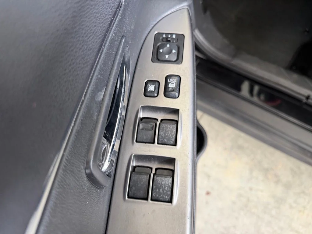 Used 2019 Black Mitsubishi 2.0 SP image 33