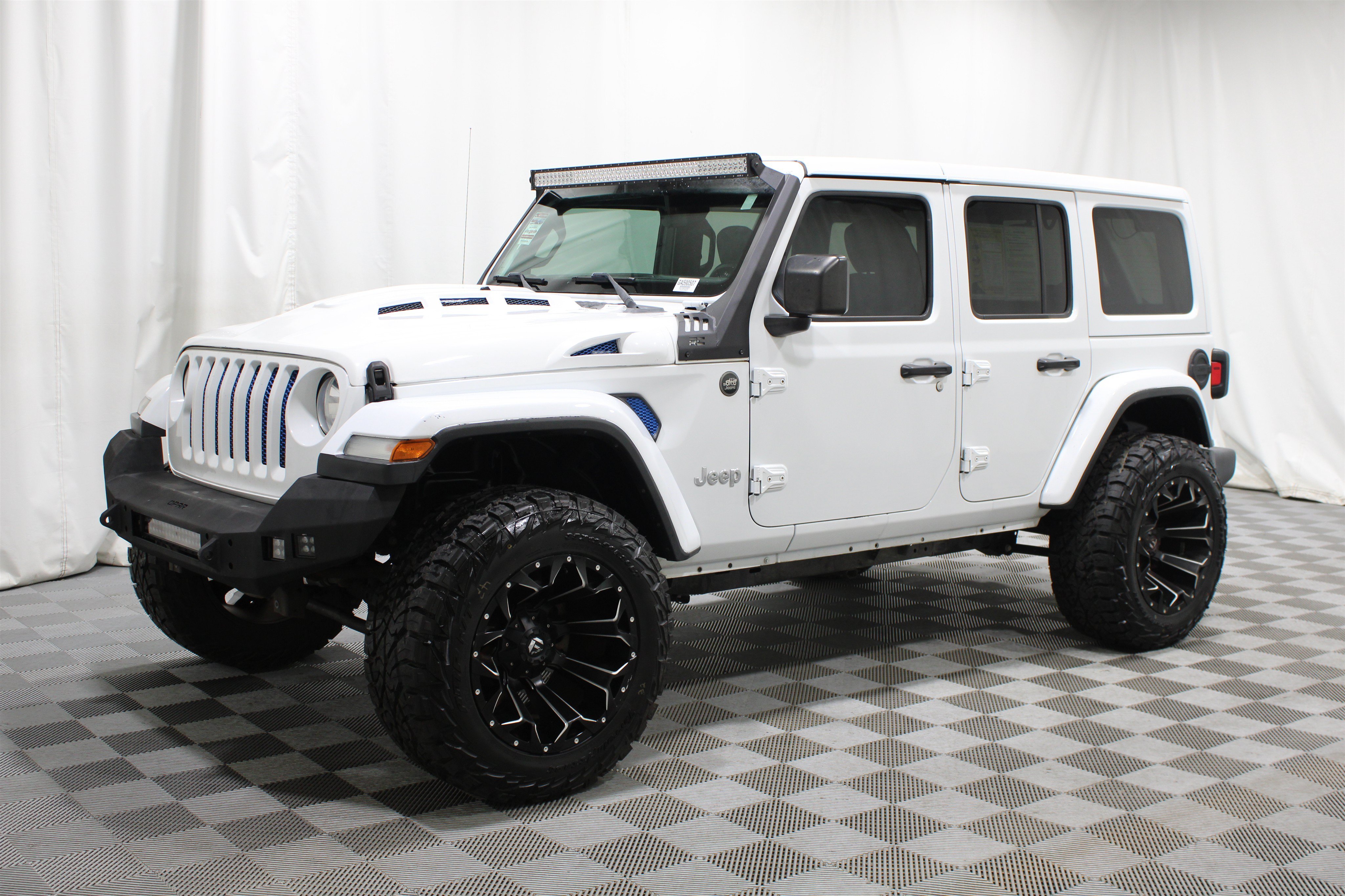 Used 2018 Bright White Clearcoat Jeep Sport S 4x4 image 31