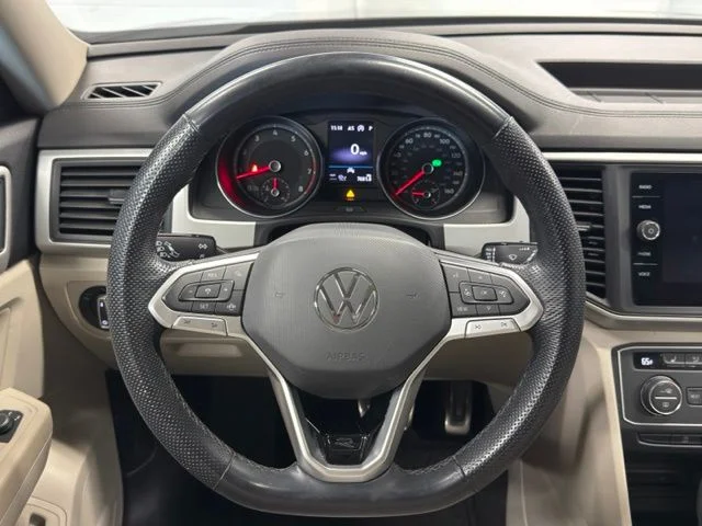 Used 2021  Volkswagen 3.6L V6 SE w/Technology R-Line image 14