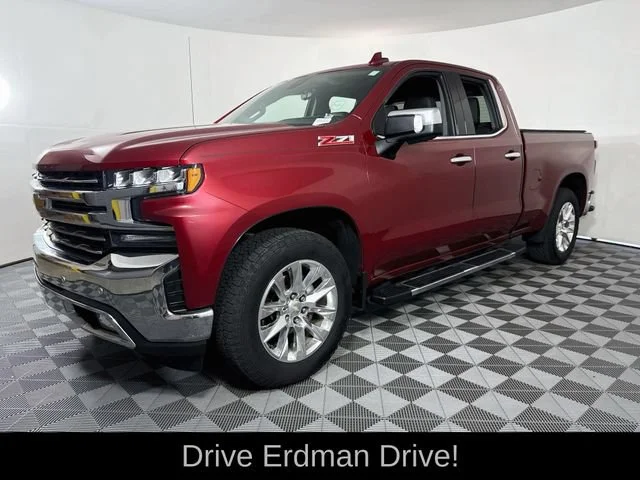 Used 2019 CAJUN RED TINTCOAT Chevrolet LTZ image 3
