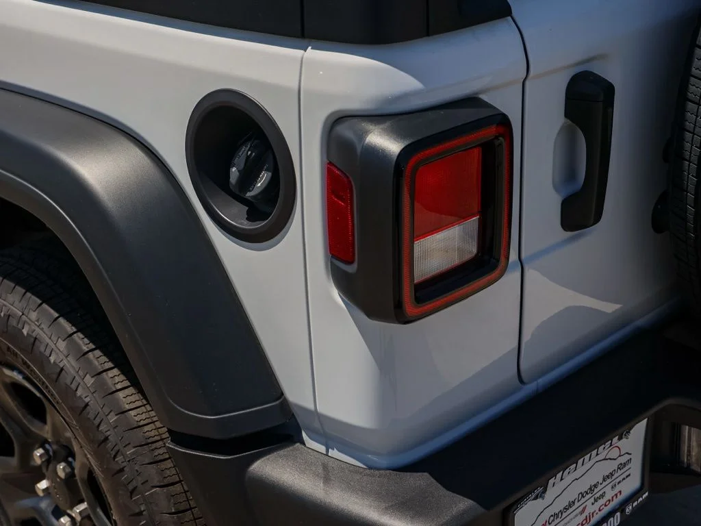 New 2026 Bright White Clearcoat Jeep Unlimited Sport image 6
