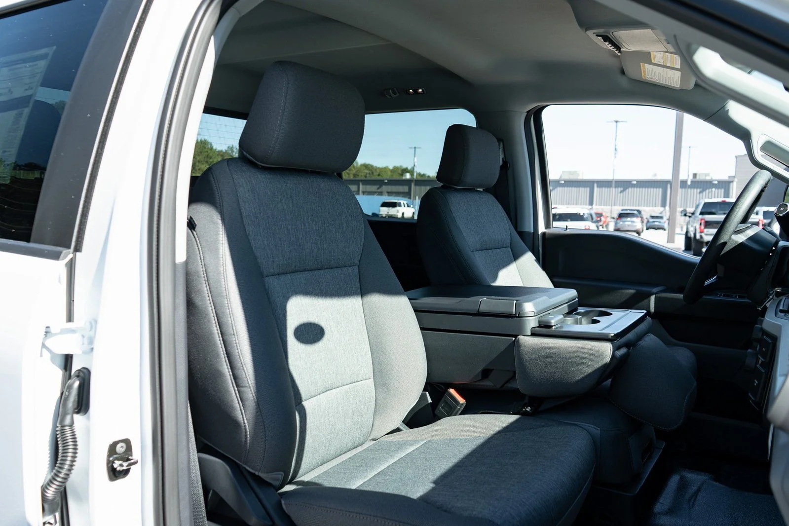 New 2026 Oxford White Ford F-350® XL image 22
