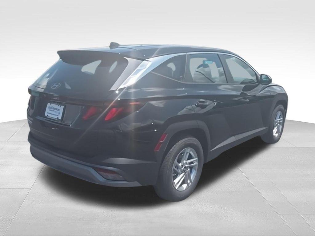 New 2026 Black Hyundai SE FWD image 8