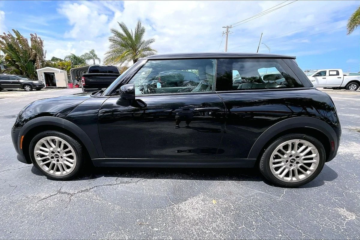 Used 2025  MINI Cooper S image 30