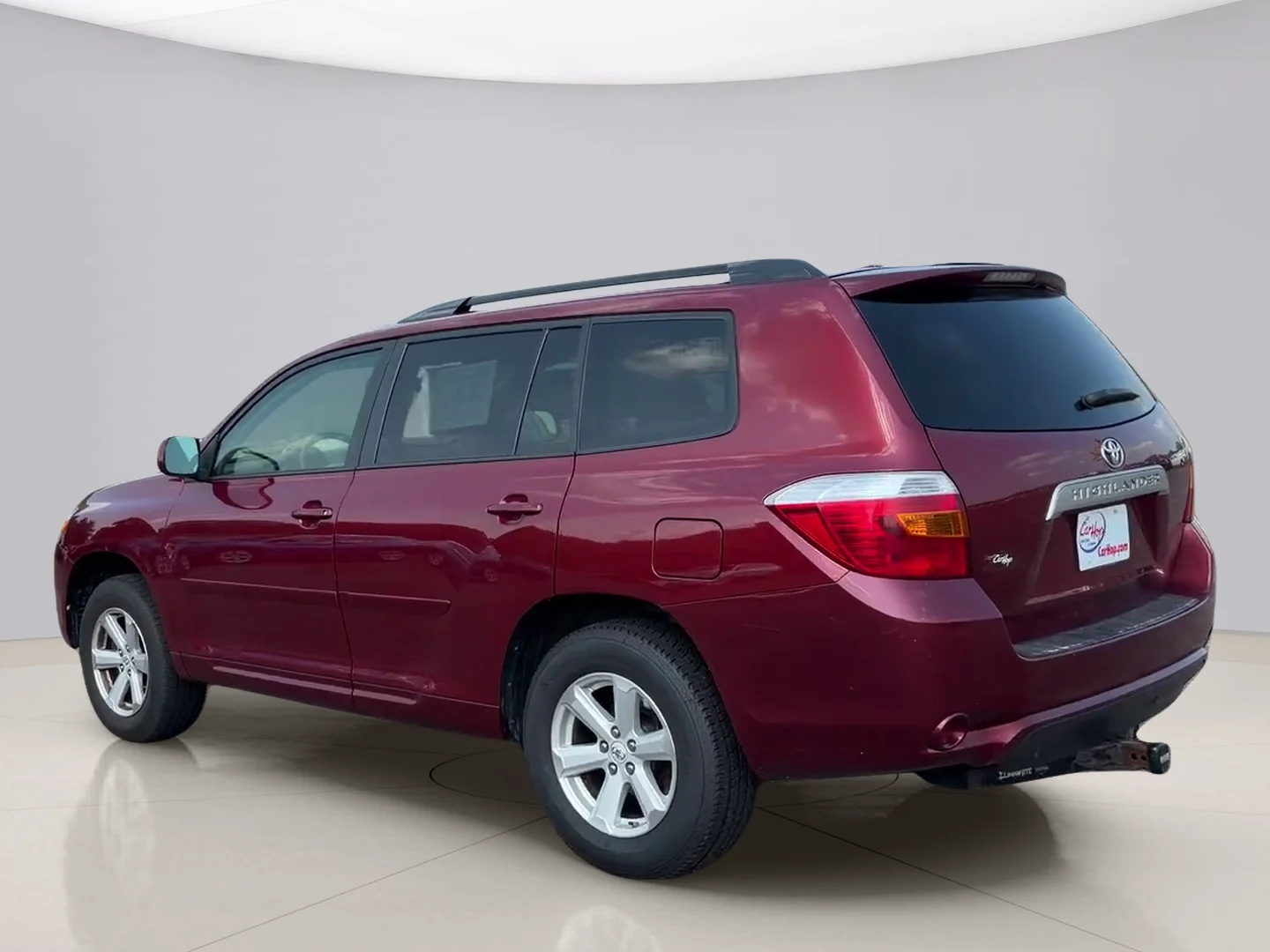 Used 2010 Maroon Toyota  image 3
