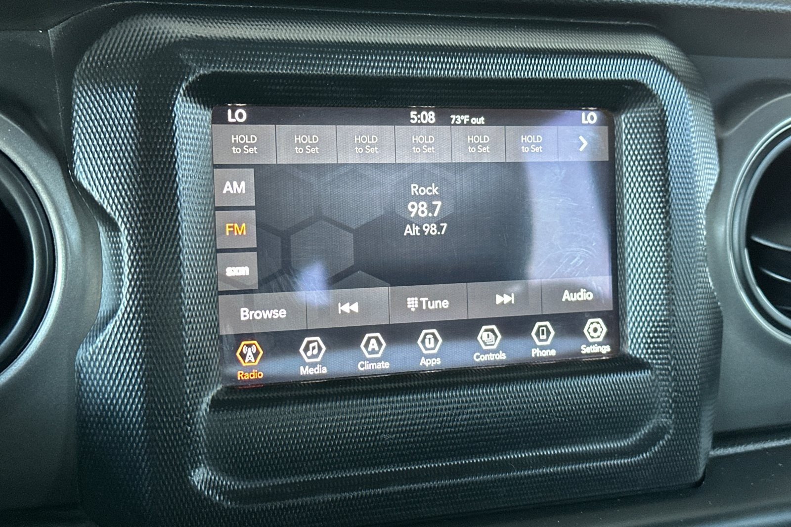 Used 2023 STING - GRAY Jeep S 4XE image 17