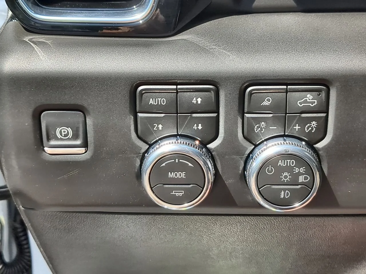 New 2026 Glacier White Tricoat GMC Denali image 18