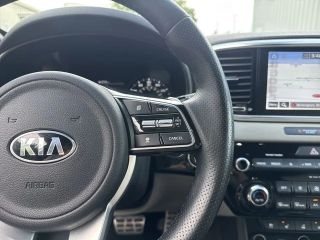 Used 2020 White Kia SX image 19