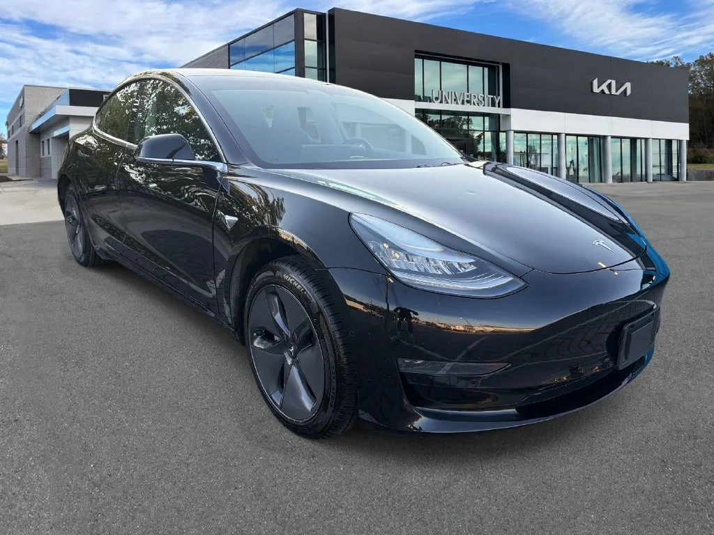 Used 2020  Tesla Standard image 1