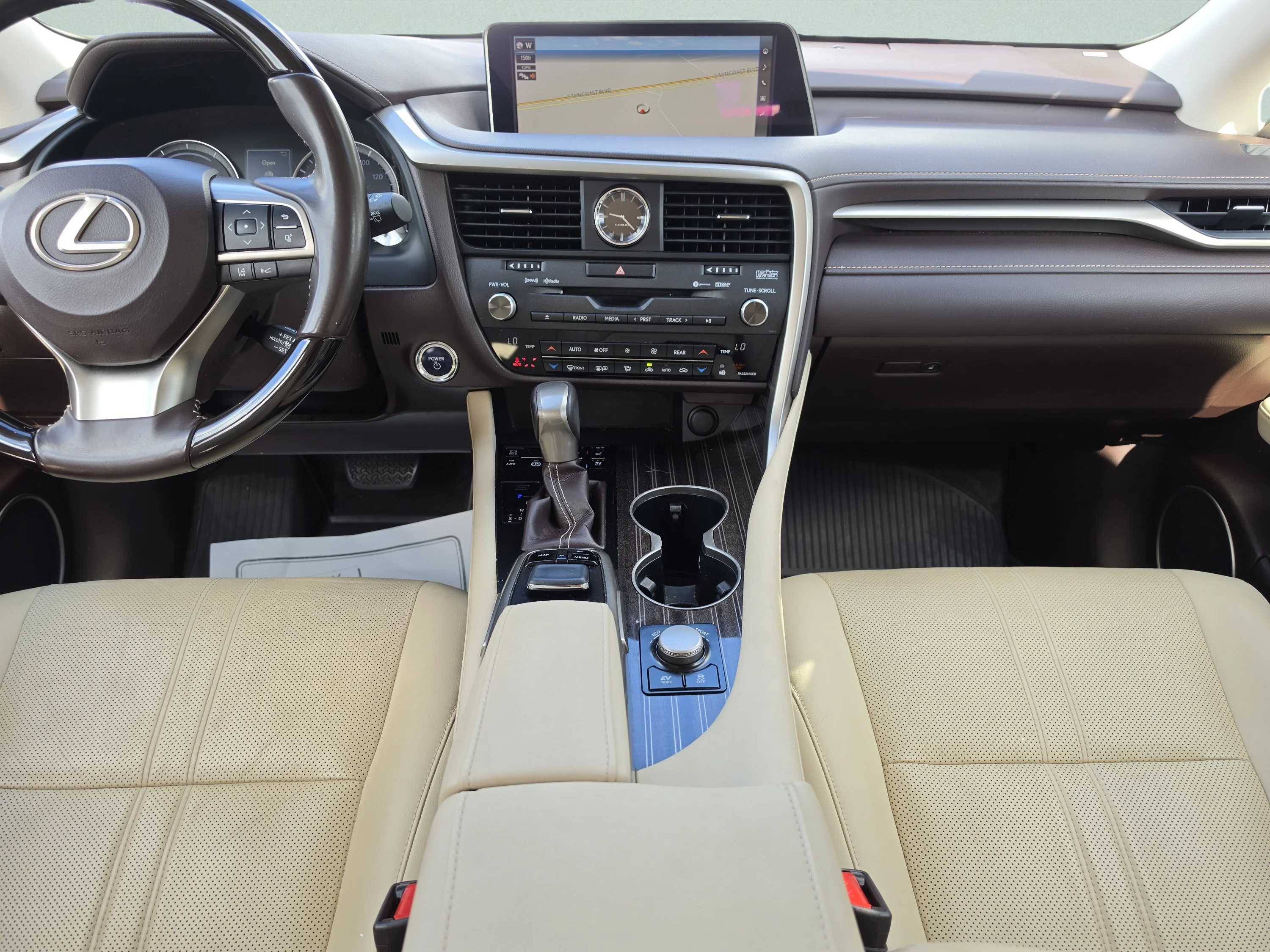 Used 2018 Mica Lexus RX 450hL Luxury image 22