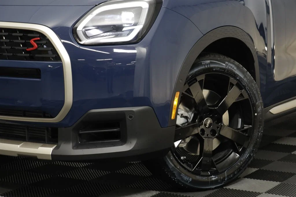 New 2027 Indigo Sunset Blue Metallic MINI  image 4