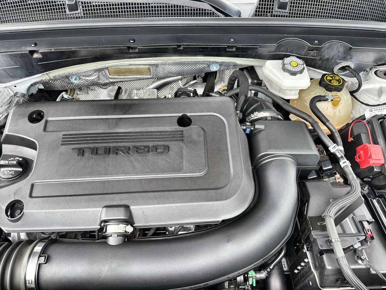 Used 2023 Summit White Buick Preferred image 25