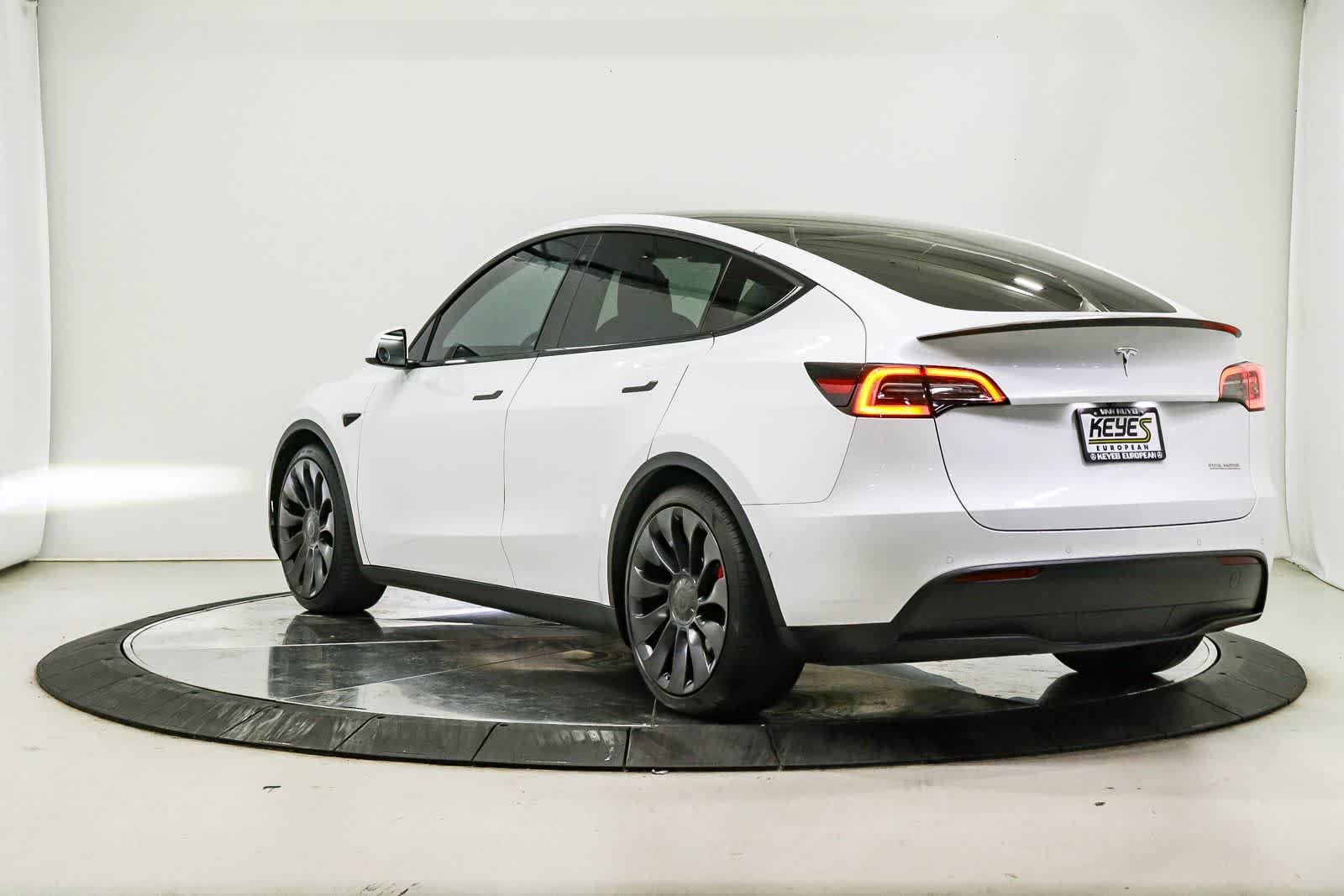 Used 2021 Tesla Model Y Performance with VIN 5YJYGDEF1MF230351 for sale in Los Angeles, CA
