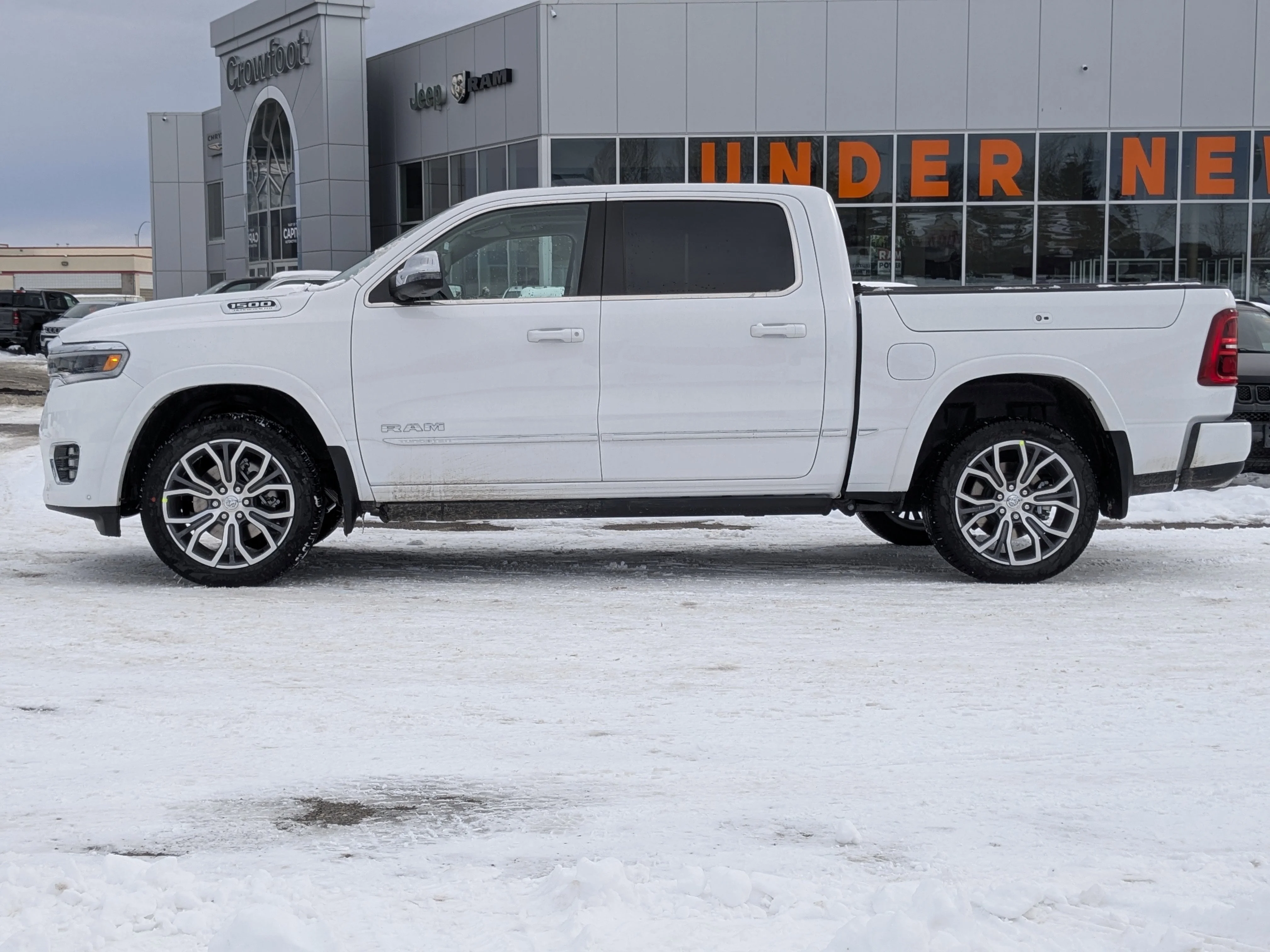 New 2026 White RAM Tungsten - - Hurricane HO Turbo - Multi-Function Tailgate - Prem Lthr - Trailer Brake - 8-Spd Auto image 5