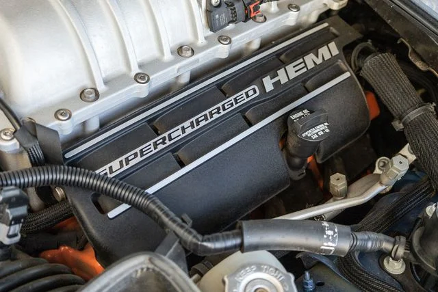 2023 Dodge Challenger SRT - Photo 17