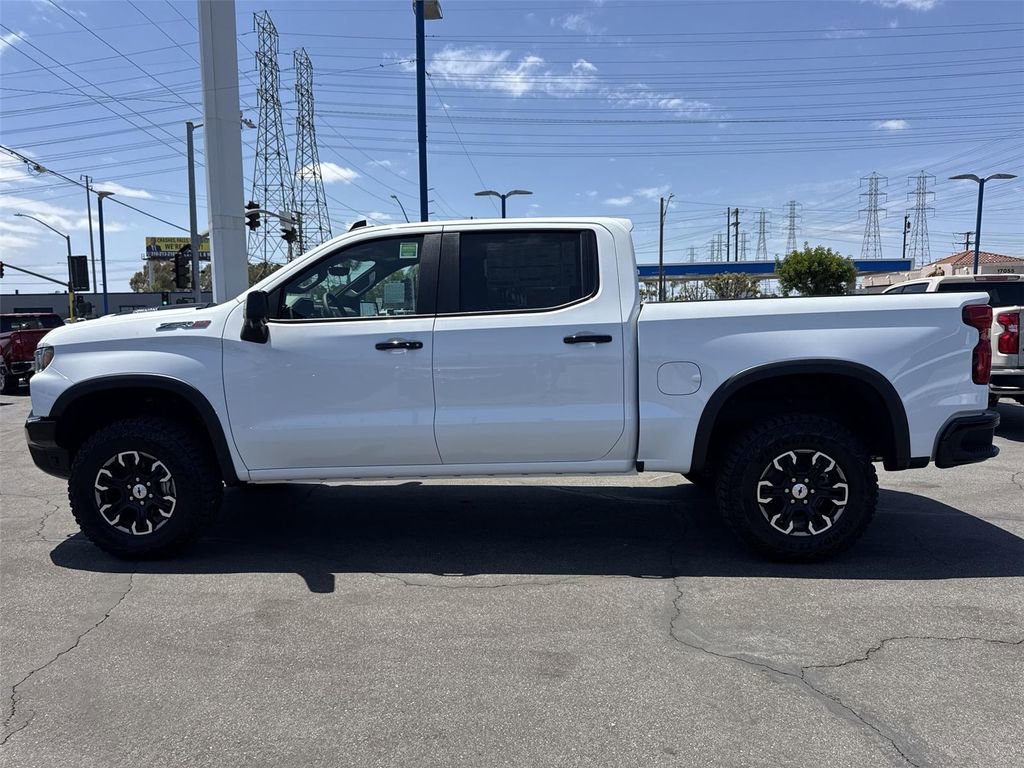 2026 Chevrolet Silverado 1500 ZR2 - Photo 8