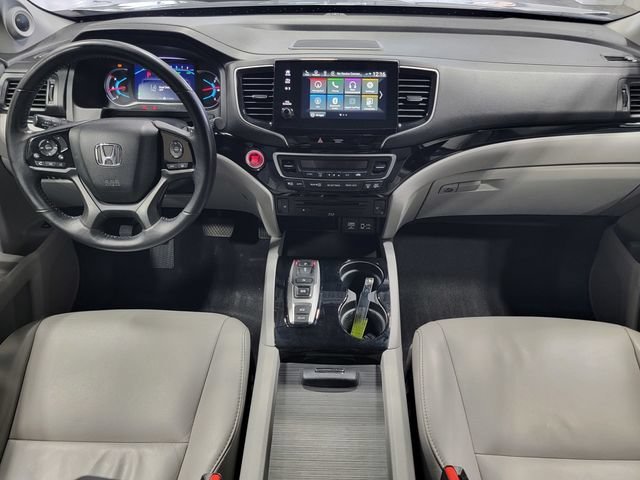 Used 2020 Silver Honda AWD Touring 7 Passenger image 19