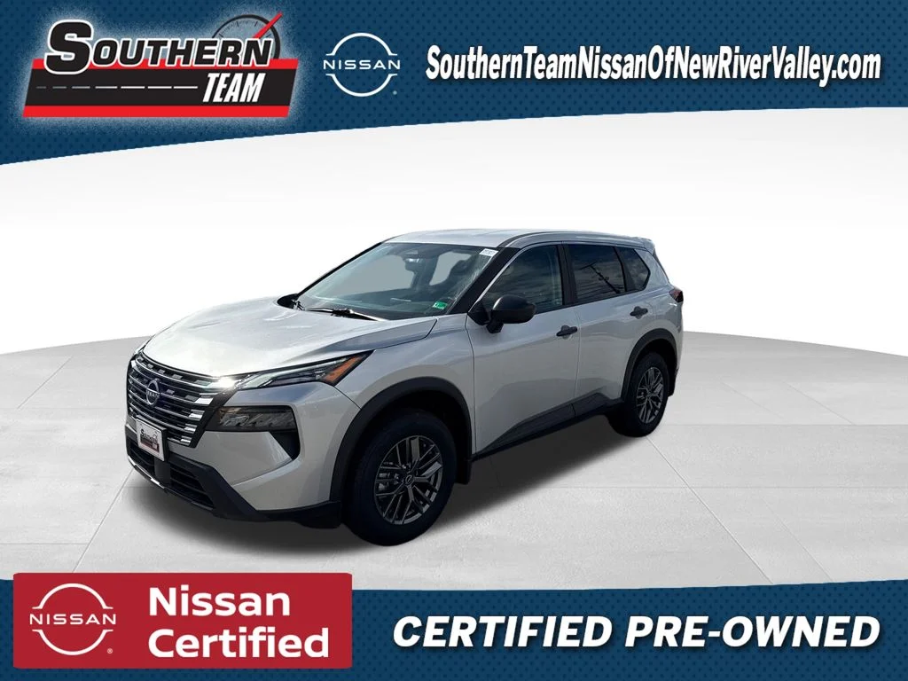 Used 2025 Silver Nissan S image 1