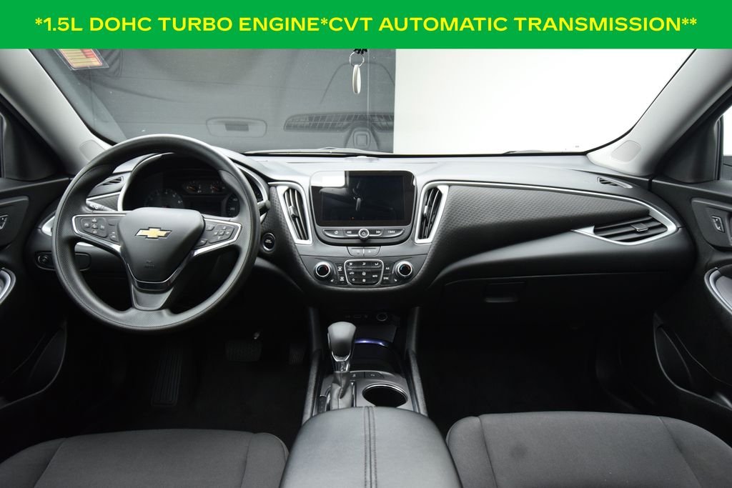 Used 2024 Summit White Chevrolet LT image 4