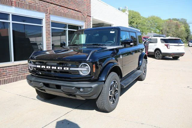 2025 Ford Bronco 4-Door Outer Banks - Photo 6