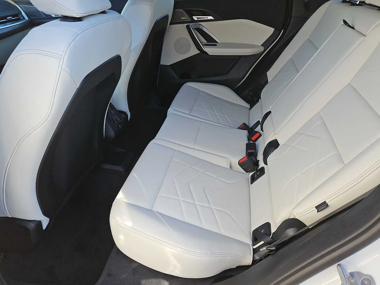 New 2026 White BMW xDrive28i image 19