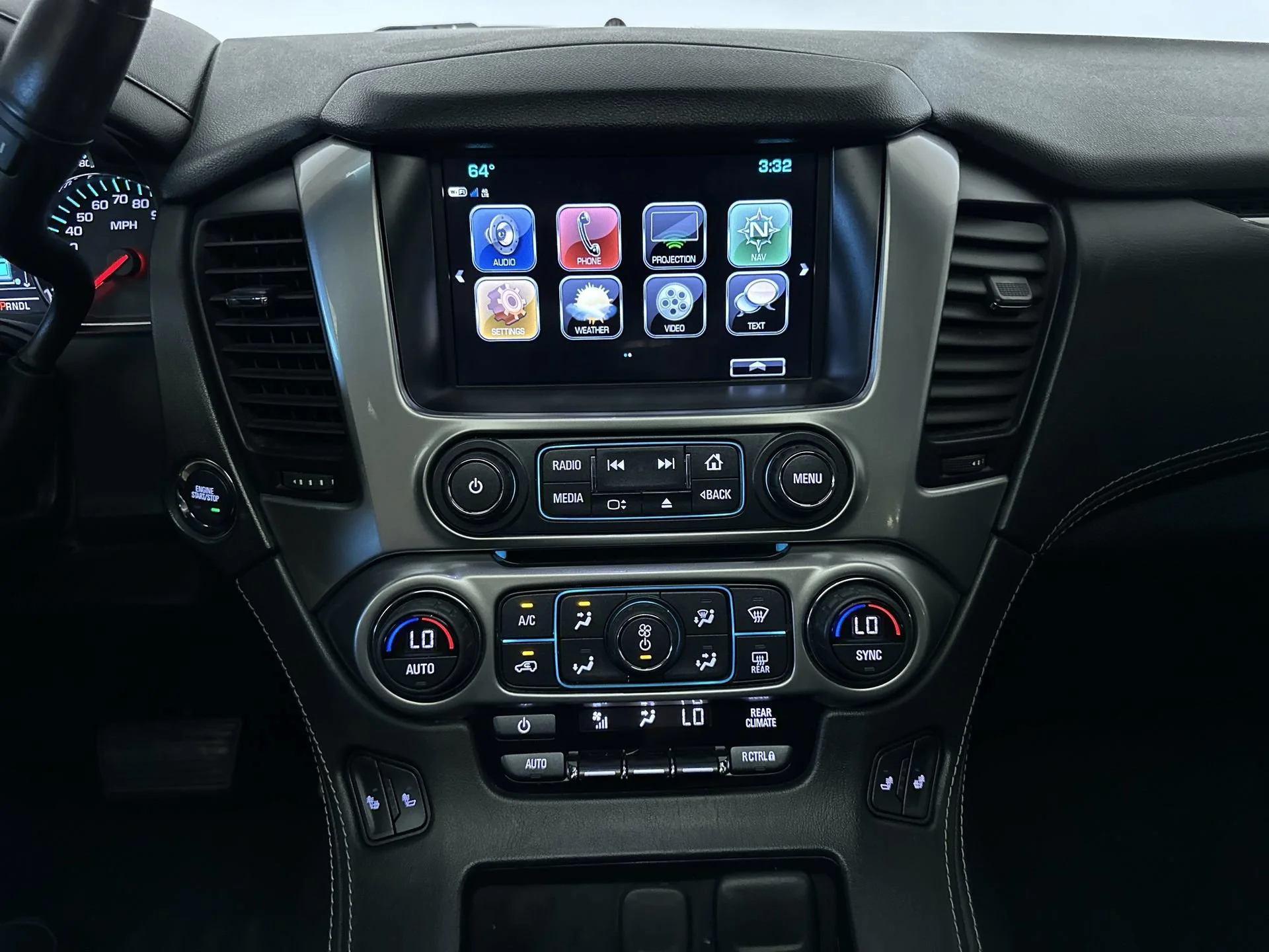 Used 2018 Silver Ice Metallic Chevrolet LT image 19