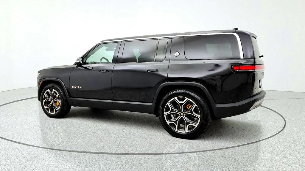 Used 2023 Midnight Rivian Launch Edition AWD image 7