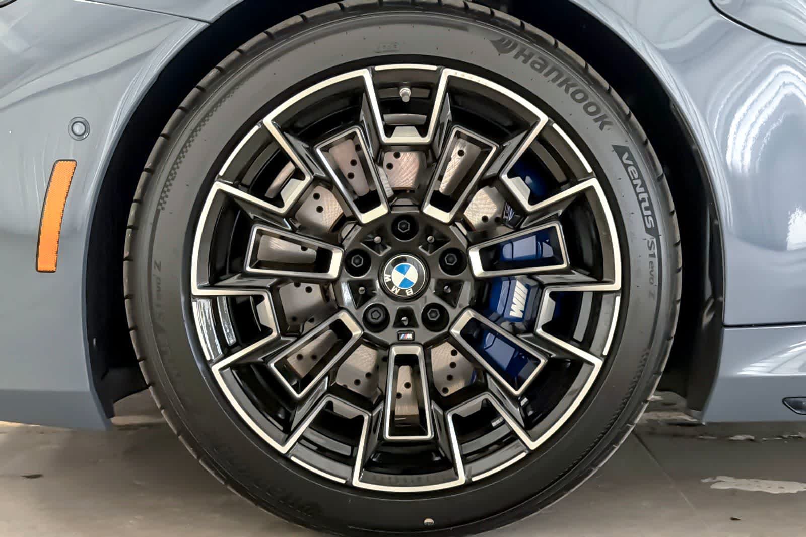 2026 BMW M5 M5 - Photo 24
