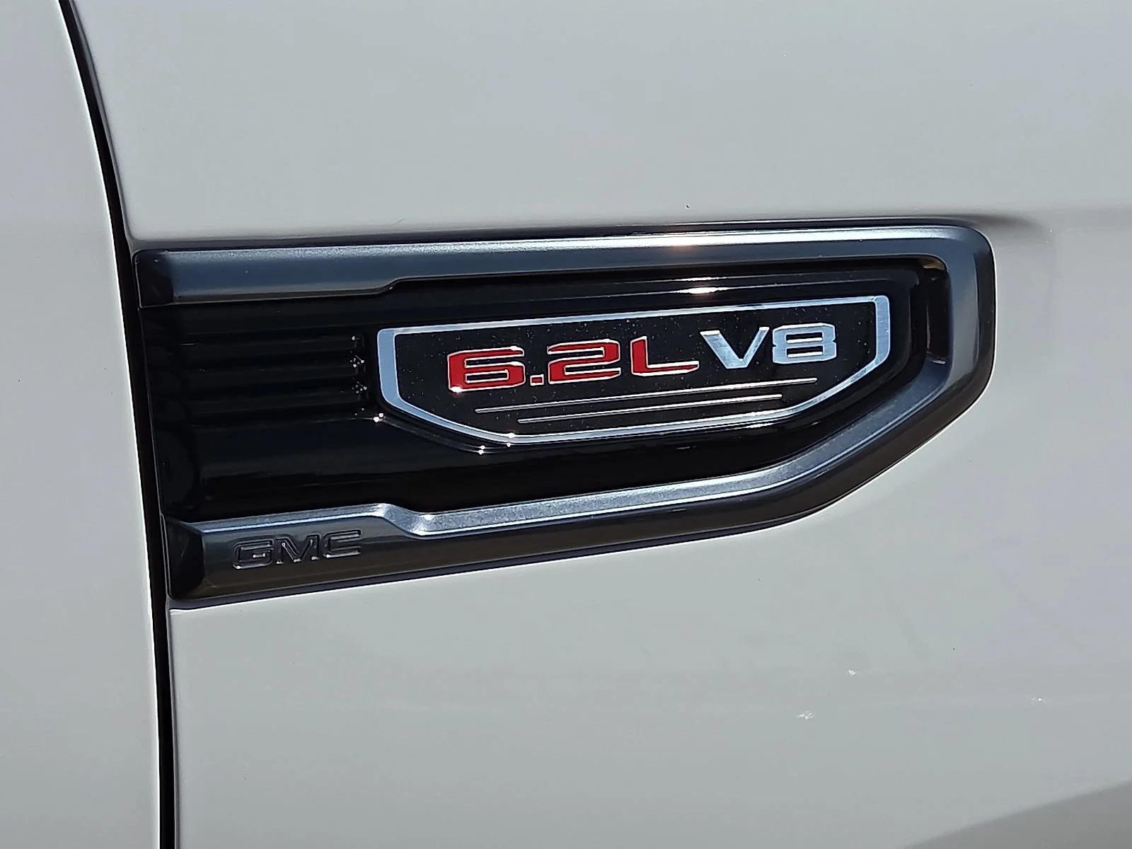 2026 GMC Sierra 1500 AT4 - Photo 7