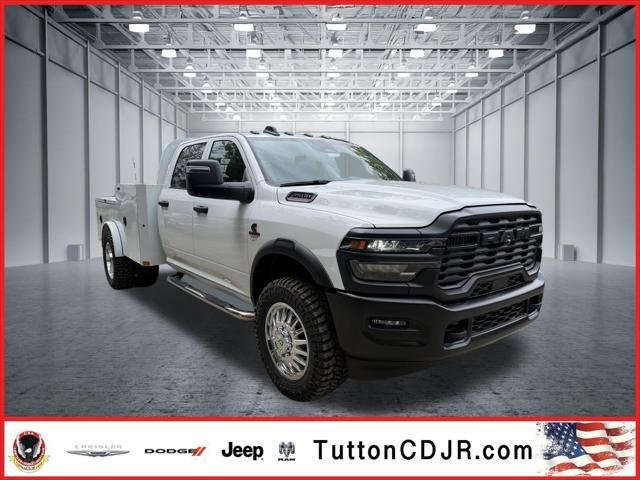 2026 RAM 3500 Chassis Cab TRADESMAN