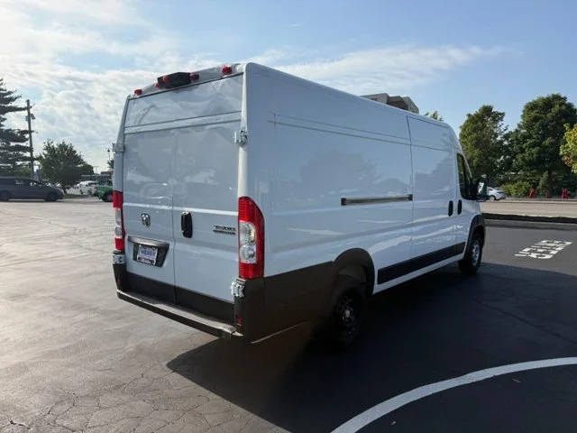 Used 2023 White Ram NA image 7
