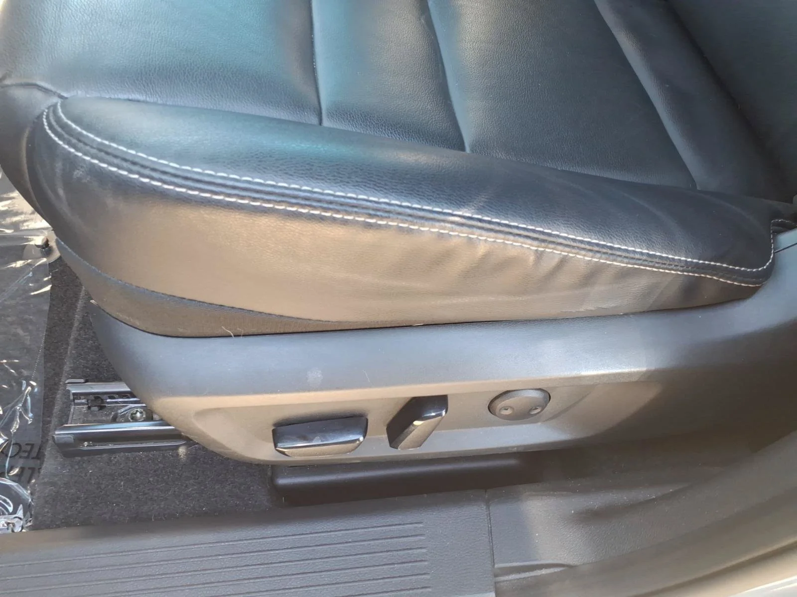Certified Used 2023 Boulder Gray Pearl Nissan SL image 18