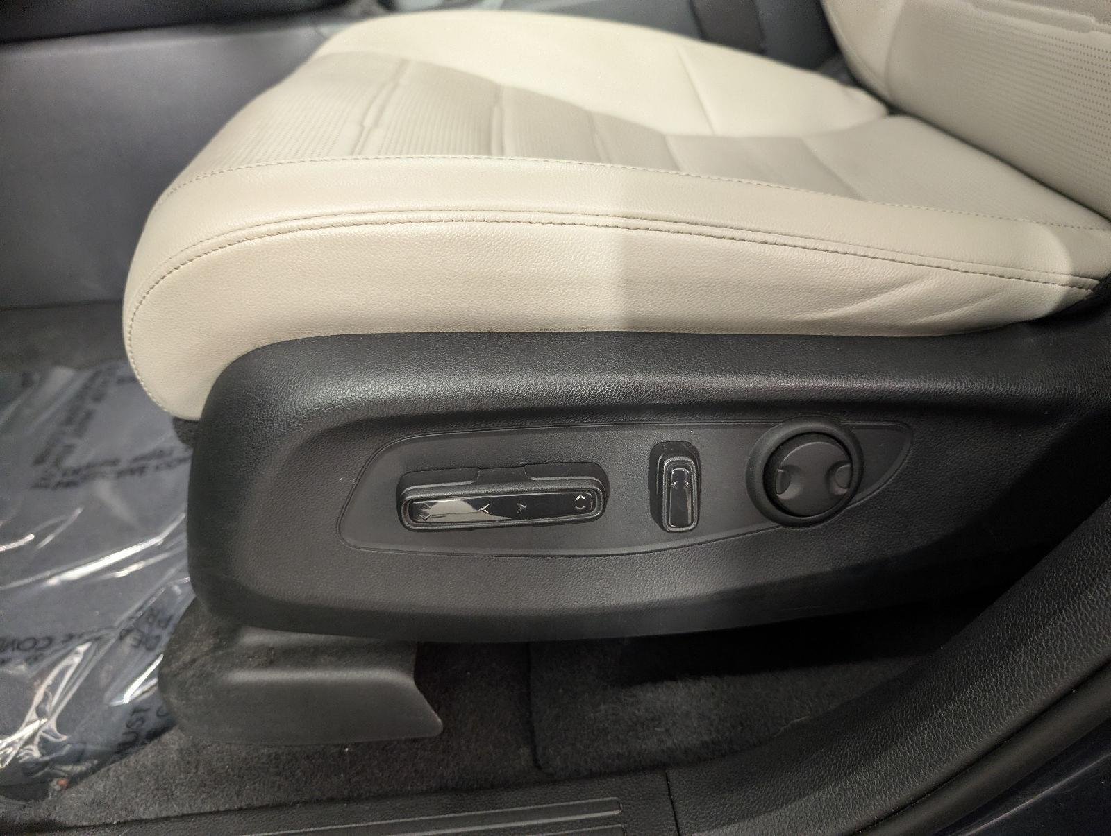 2024 Honda CR-V EX-L - Photo 17