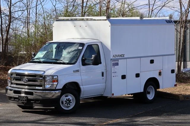2026 Ford E-Series Cutaway Base - Photo 11