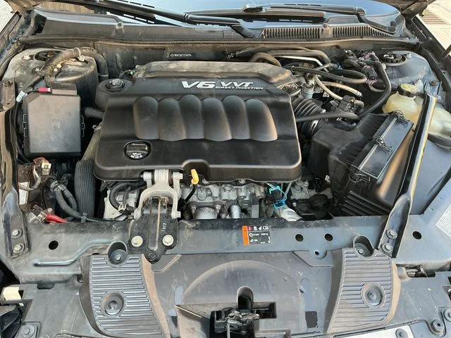 Used 2012 Gray Chevrolet LT image 23